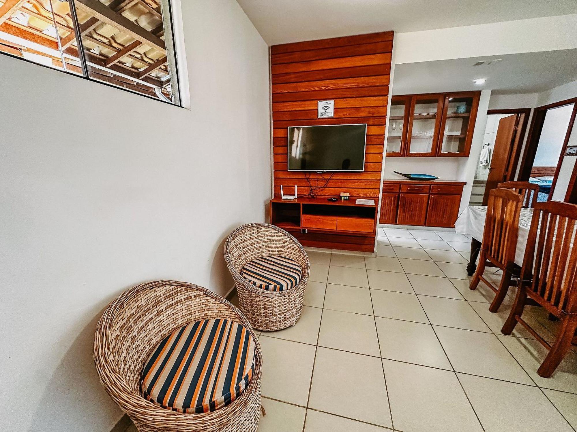 Taperapua Beachfront: 2-bedroom With Wi-fi And Parking Holiday home *