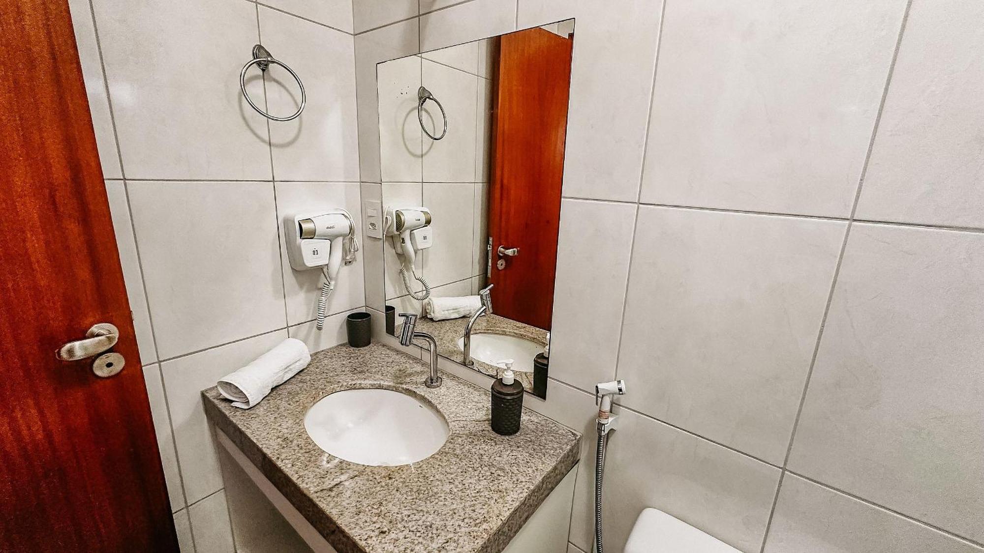 Taperapua Beachfront: 2-bedroom With Wi-fi And Parking * Porto Seguro