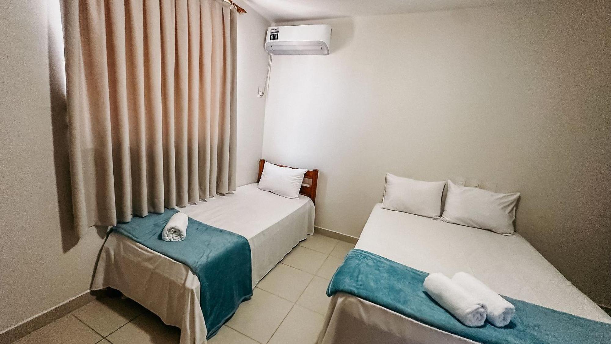 Taperapua Beachfront: 2-bedroom With Wi-fi And Parking Holiday home *